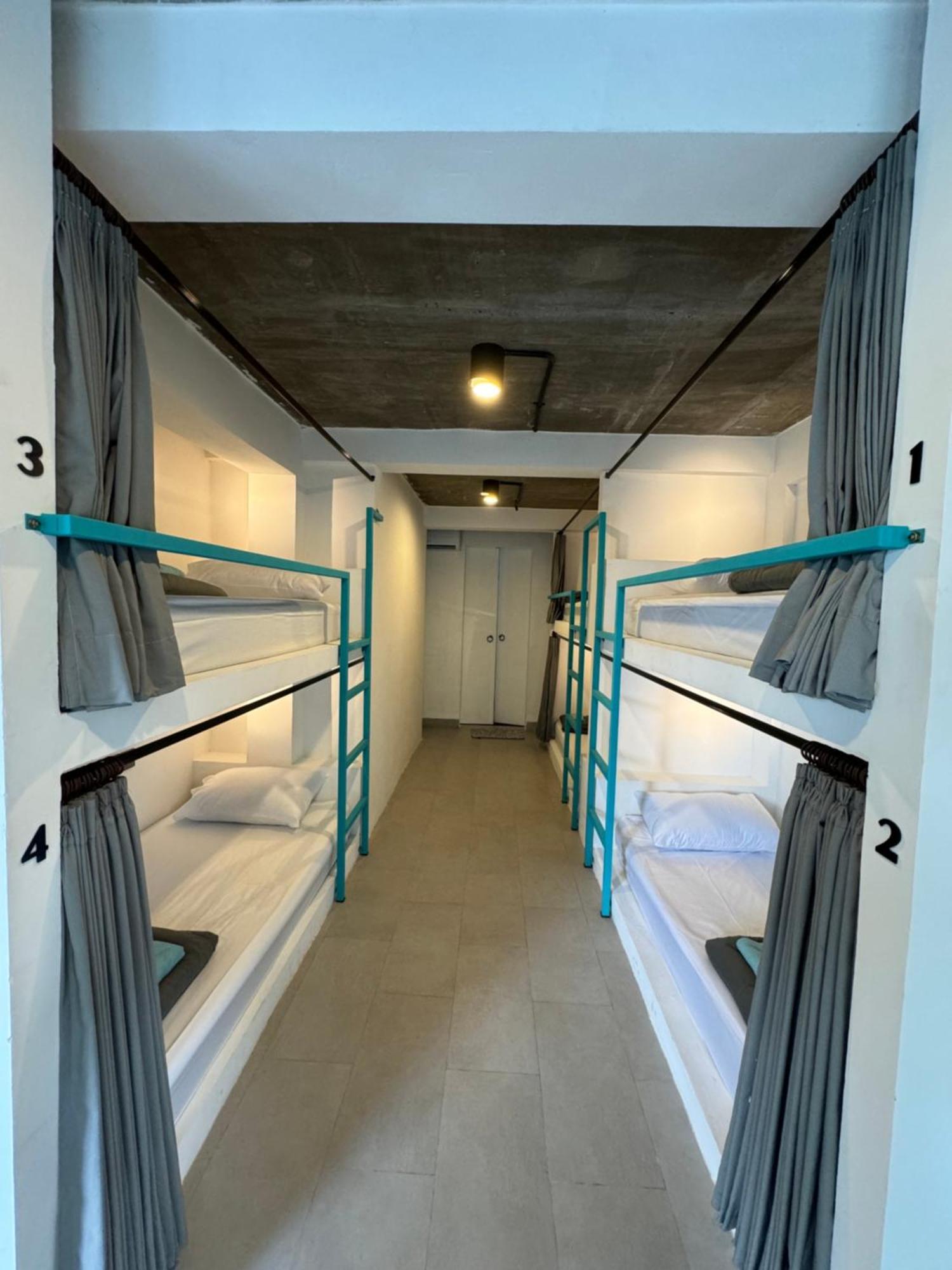 Canggu Central Hostel Экстерьер фото