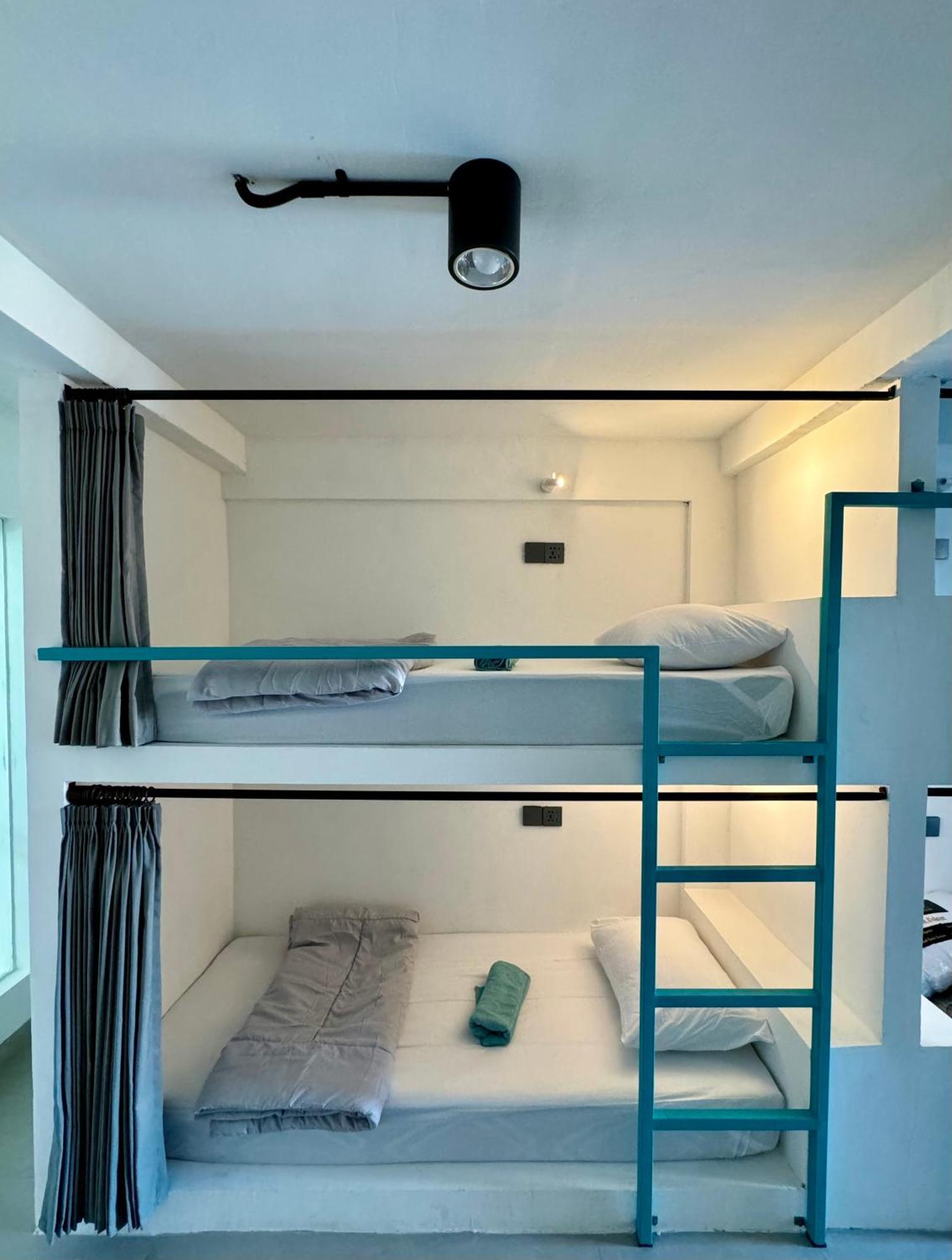 Canggu Central Hostel Экстерьер фото