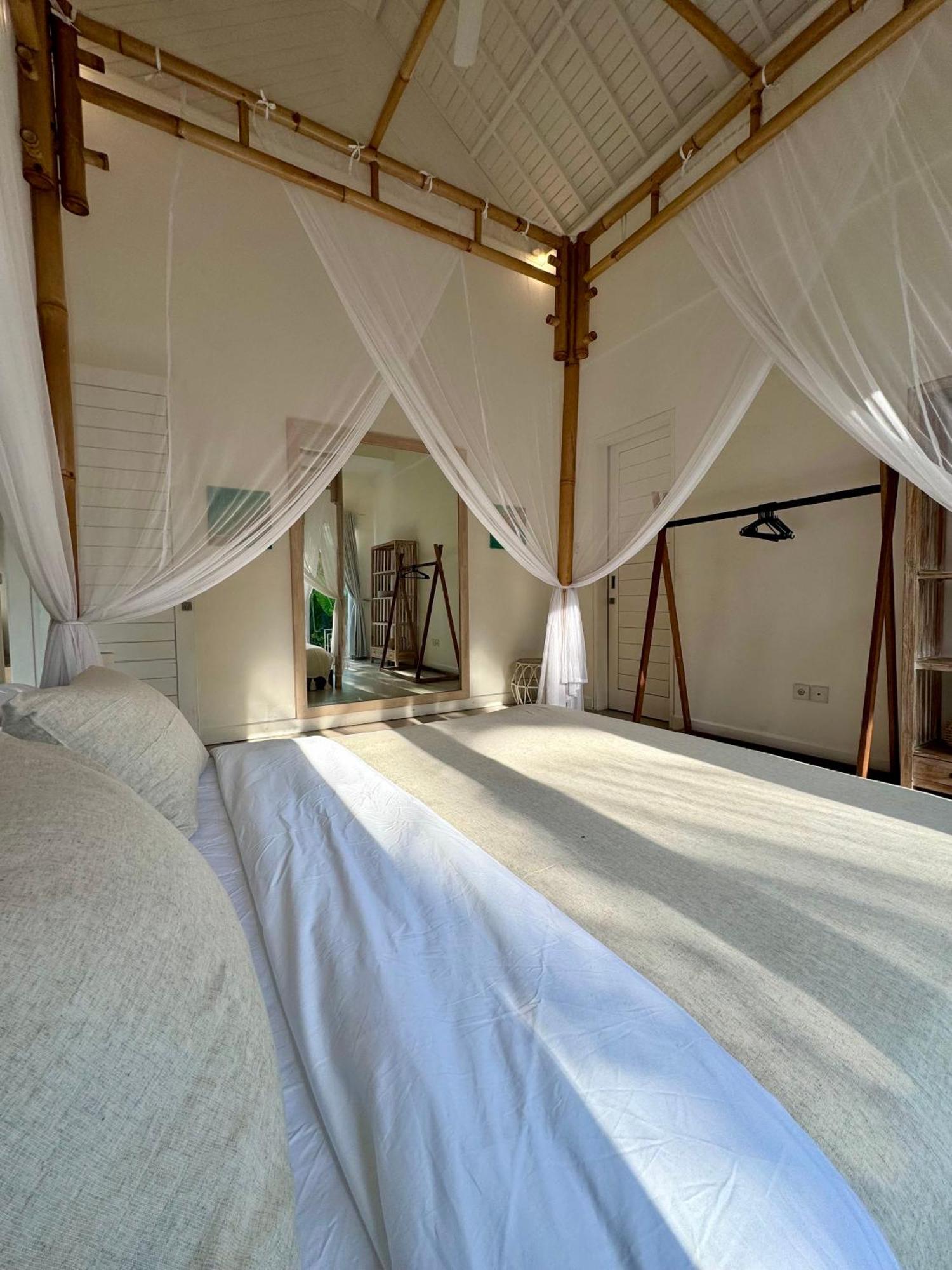 Canggu Central Hostel Экстерьер фото